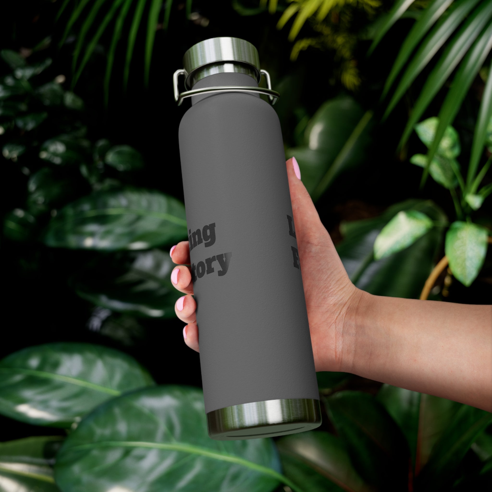 22oz Vacuum Water Bottle — 'Lifting Factory' Insulated Copper Flask